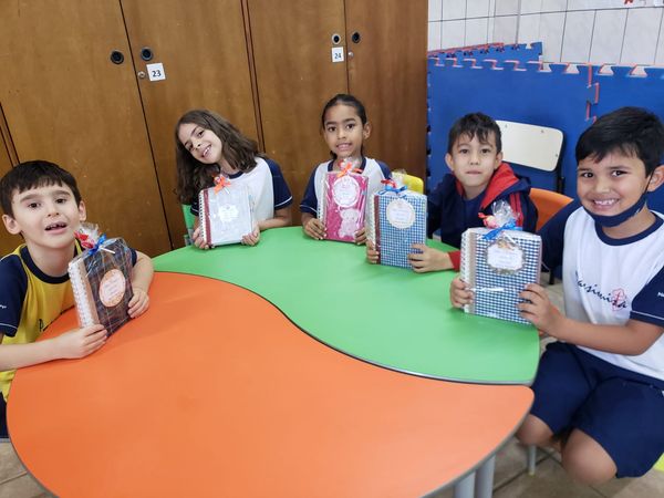 Projeto Livro de Receitas - Integral M�e da Santa Esperan�a