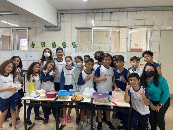 Lanche comunit�rio - Folclore do Cerrado M�e da Santa Esperan�a