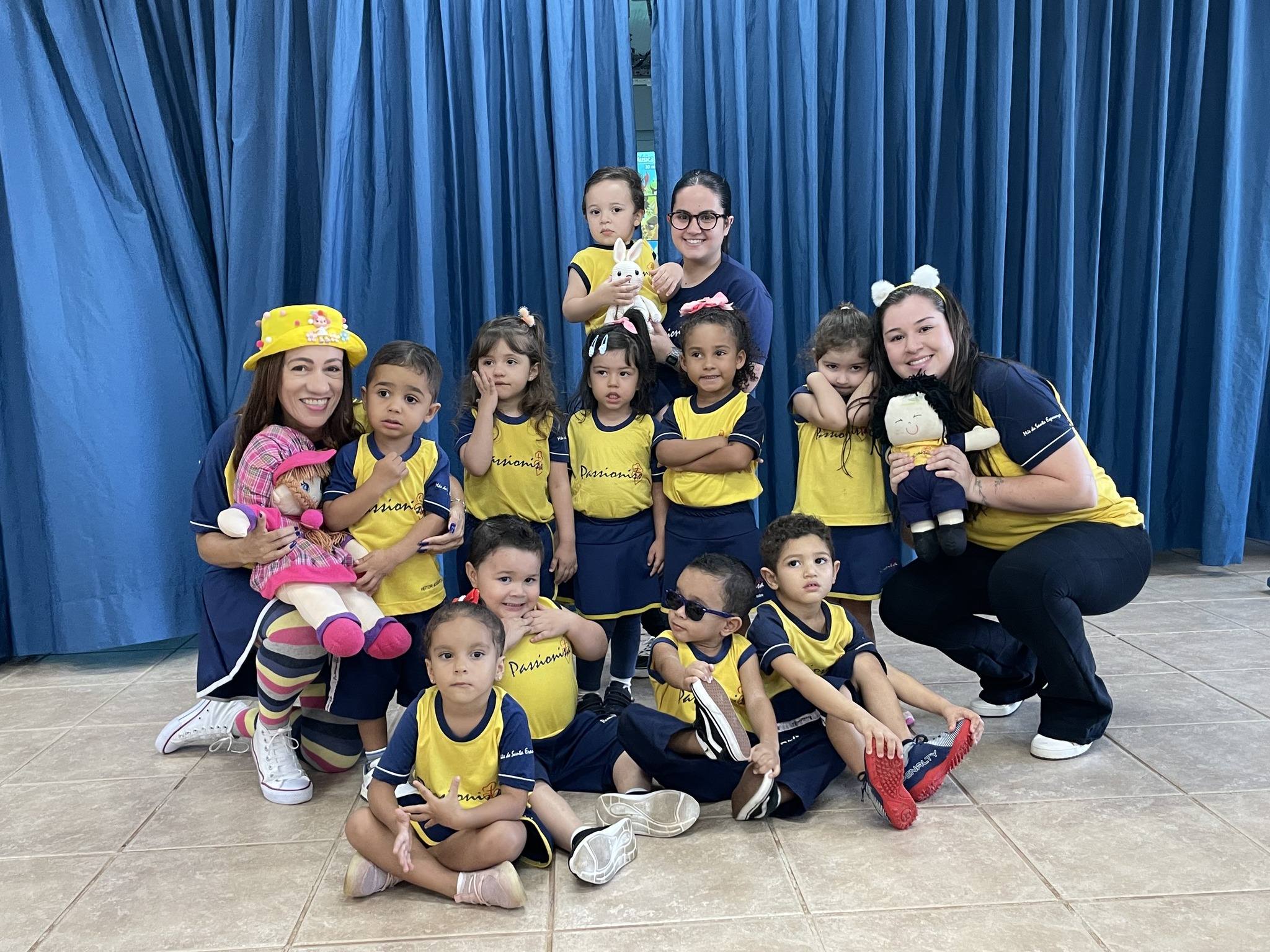 De volta ao mundo m�gico da Cacau! M�e da Santa Esperan�a