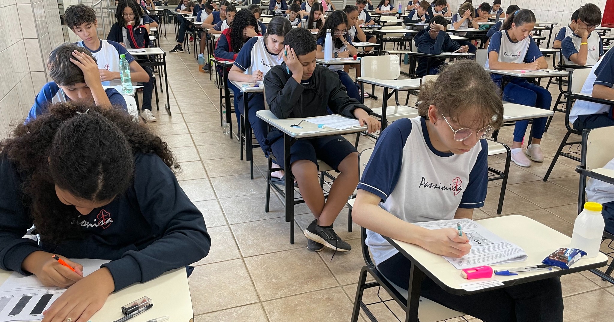 Primeiro Simulado 2024 M�e da Santa Esperan�a