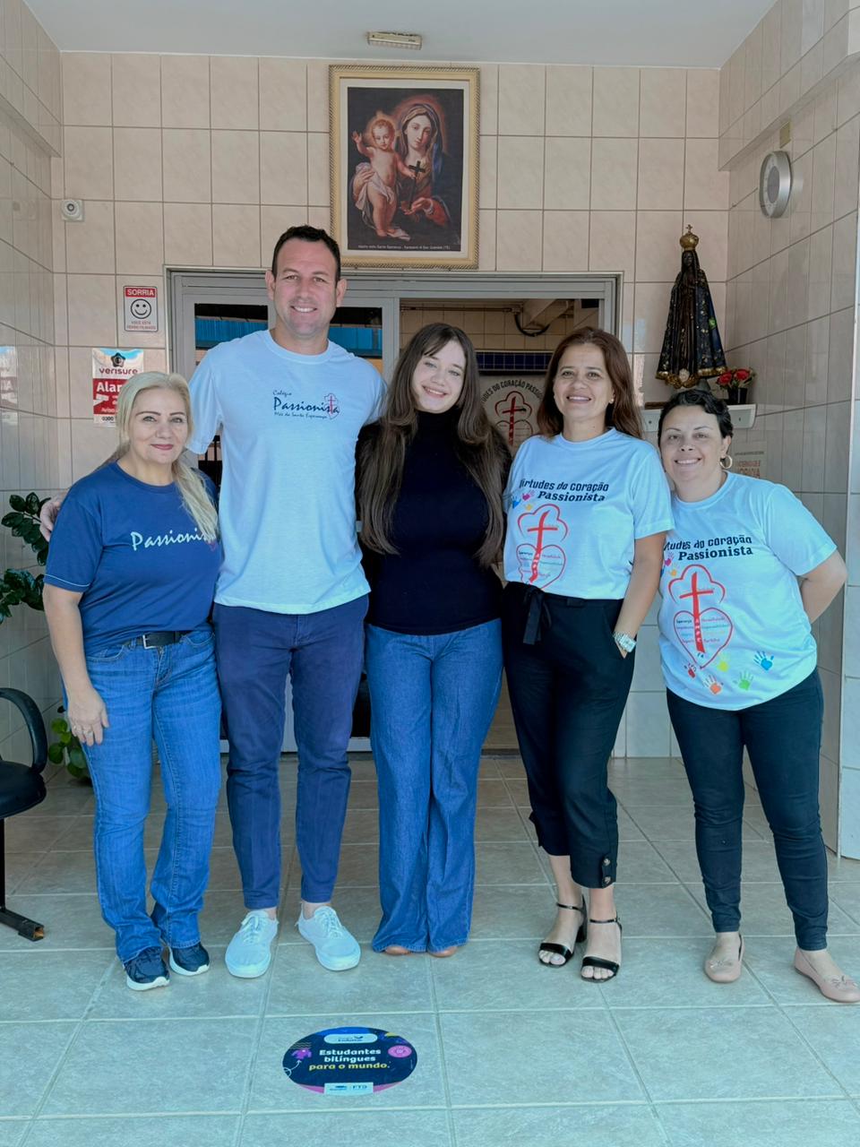 APROVADA NA UNB! M�e da Santa Esperan�a