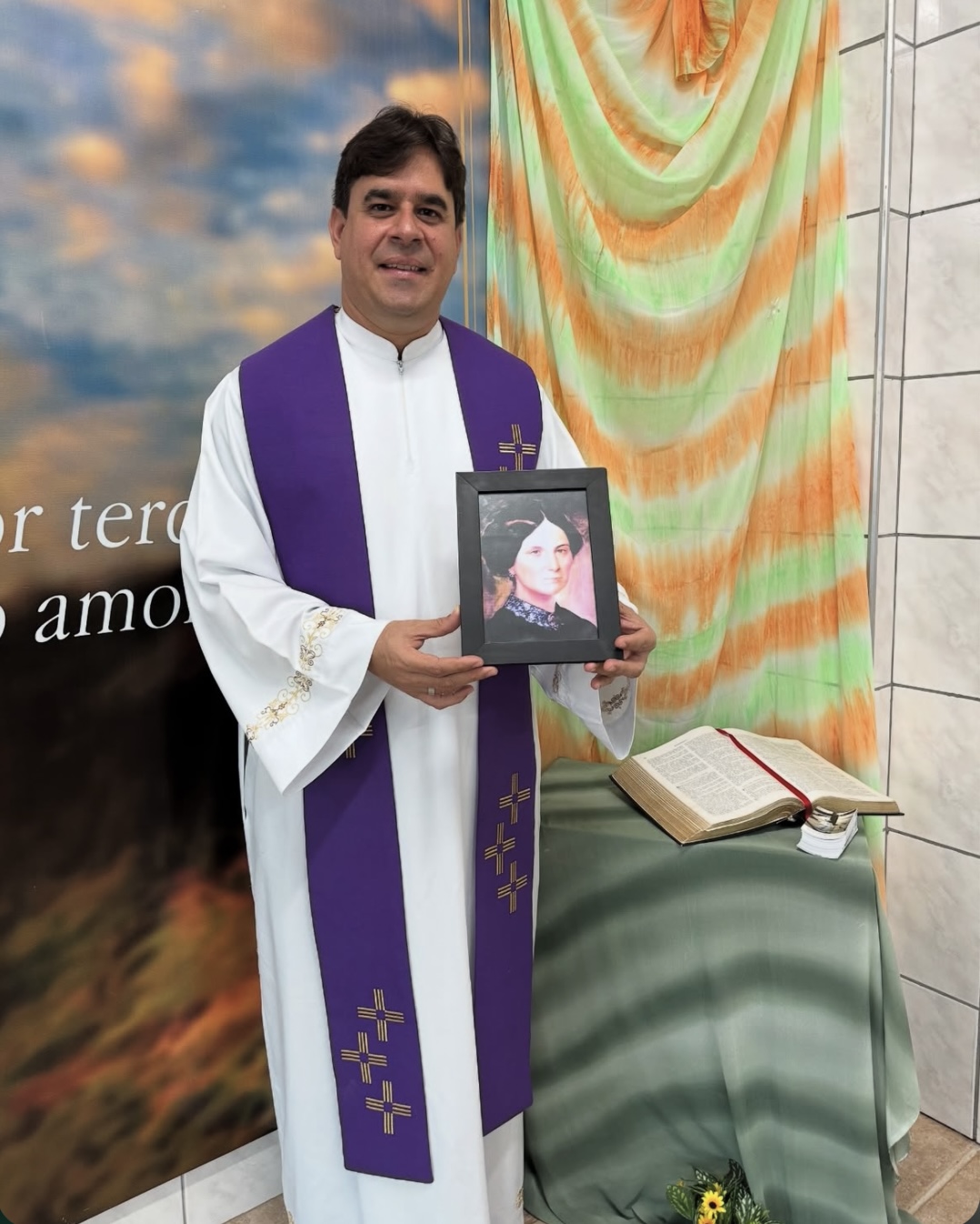 Santa Missa M�e da Santa Esperan�a