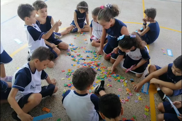 A import�ncia do meu nome - Ensino Fundamental I M�e da Santa Esperan�a